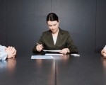 use same lawyer to divorce