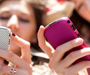 chat in social media
