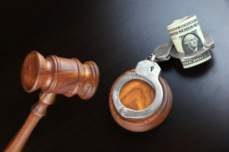 Surety Bail Bonds Versus Cash Bail Bonds